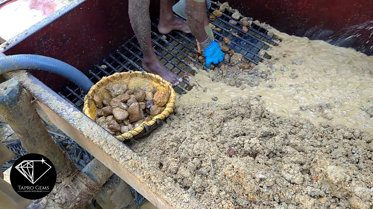 Gem mining process in Sri Lanka YouTube
