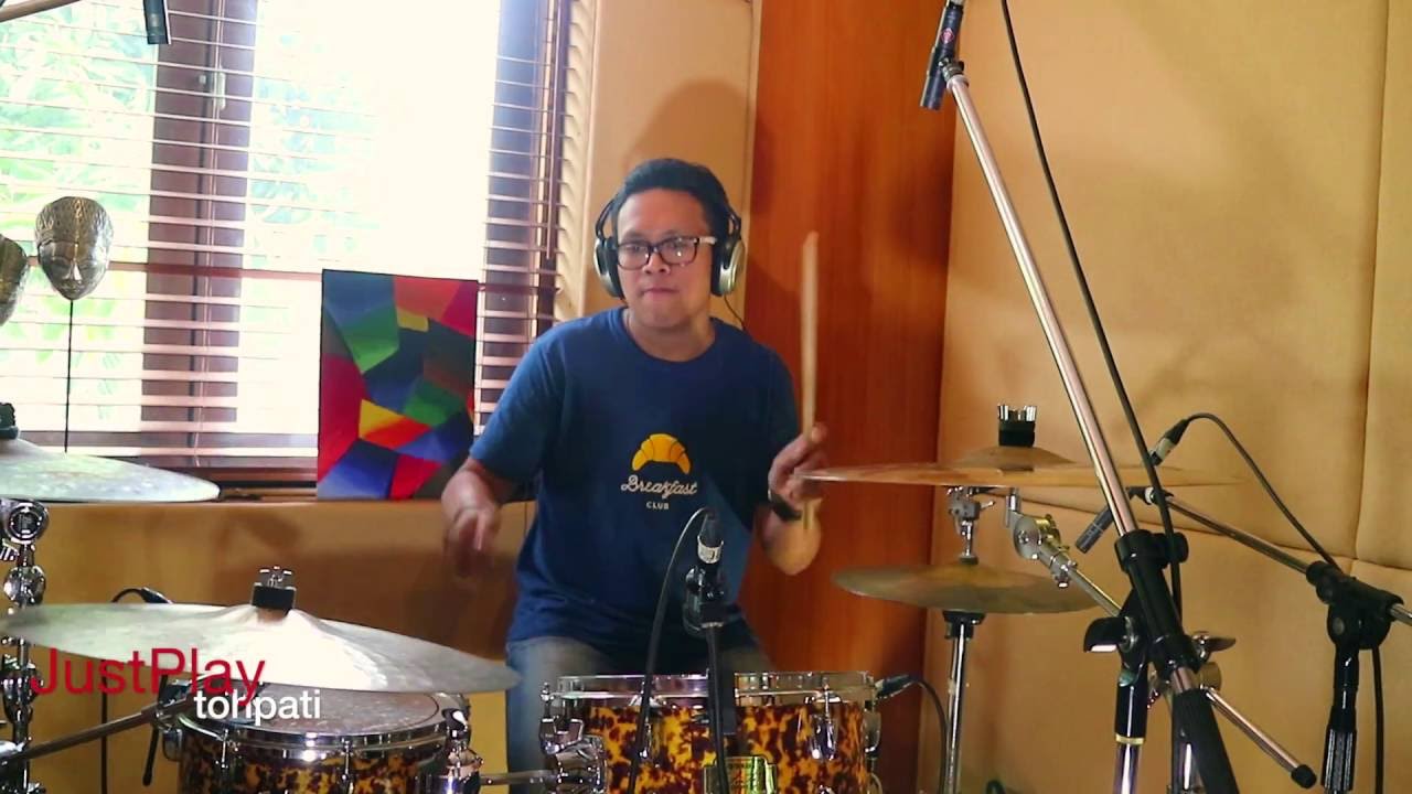 Dimas Pradipta : just play "9 Range Road"