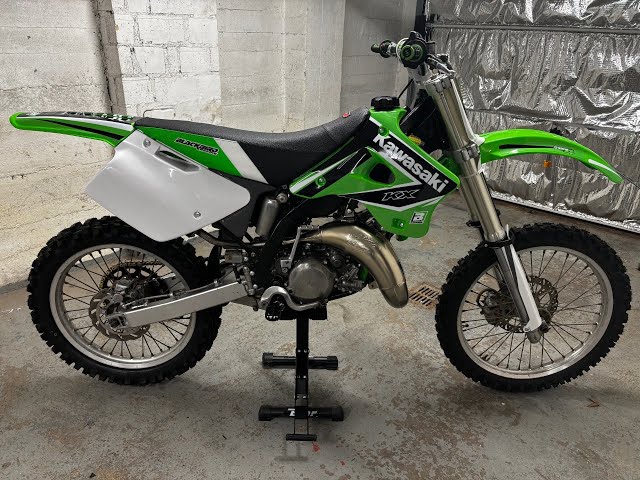 Kawasaki  KX125 レーサー　レストア Dirt Bike Restoration | 1996 KX 125 - YouTube