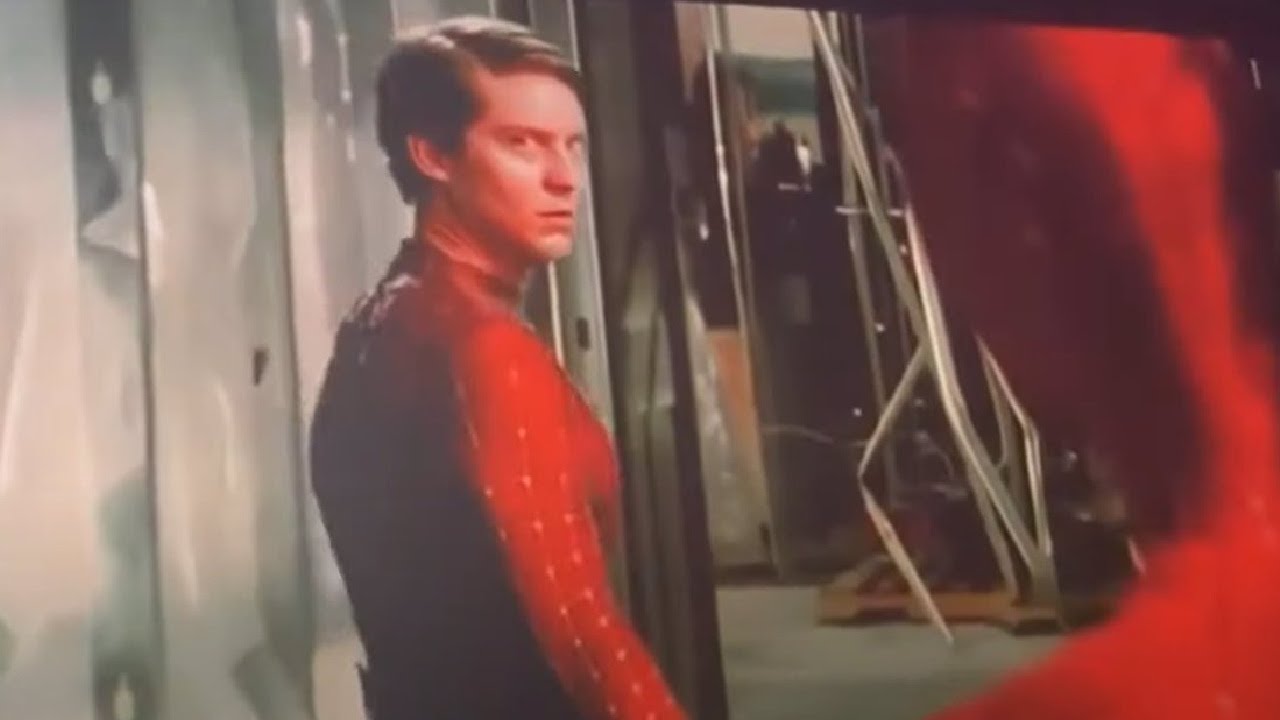SONY Removes LEAKED Image of Andrew Garfield From NO WAY HOME Set - YouTube