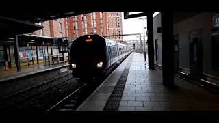 Northern class 331 arrival into Leeds.