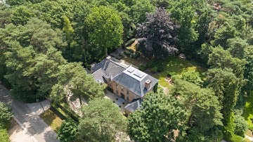 Exclusieve Vlassak-Verhulst villa op 3.016 m2 te Schilde (HD)