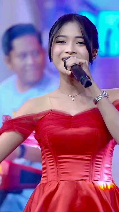 GAUN MERAH - AYU CANTIKA FT MAHESA MUSIC