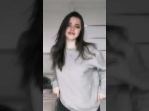 كلمه اديوس ستوريات انستا رقص بنات اجانب ستوريات بنات كيوت