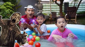 DRAMA | MELAWAN ZOMBIE DI DUNIA NYATA 😨 Berenang Di Kolam Karet | Ali vlog