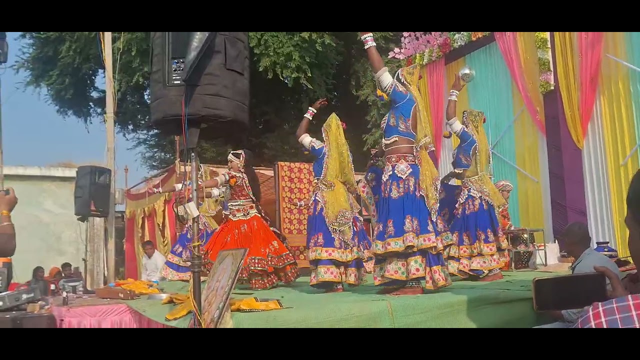 नित्या डांस ग्रुप भिलाई दुर्ग  का जबरदस्त प्रस्तुति उमरगाँव की रंग मंच पर 