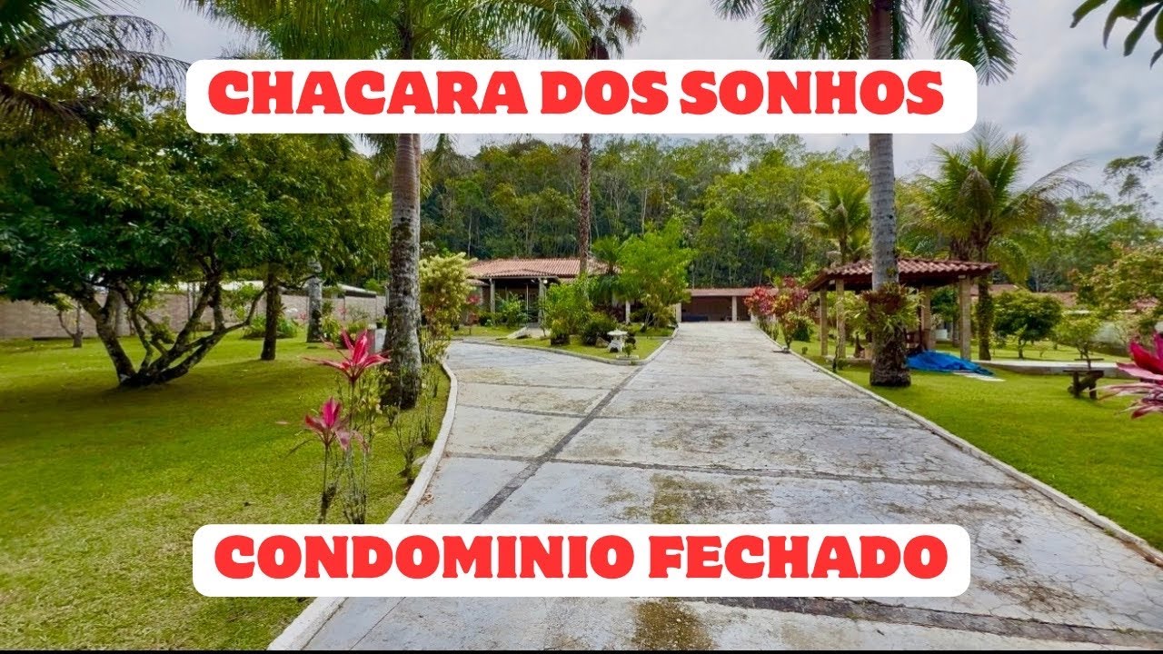 CHÁCARA EM CONDOMÍNIO COM 05 QUARTOS, PISCINA, ÁREA GOURMET, OFURÔ E SALÃO DE JOGOS EM PERUÍBE/SP