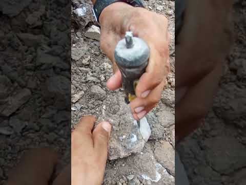 استخرجنا من صخور الجبال احجار عقيق العقيق رحلة البحث كاملة في القناة