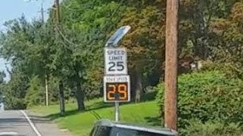 King Song KS18L EUC Neighborhood Speed Test - 29 MPH at Tilt Back