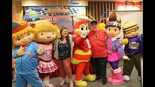 Hugknuckles TV Josh birthday celebration at Jollibee BGC with Hott Samn and Fans