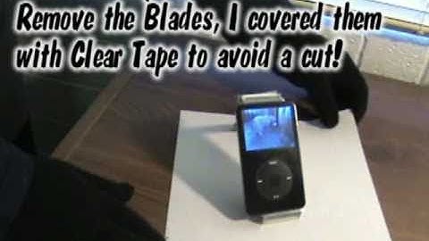How to make an iPod Stand with Disposable Razors | Nextraker