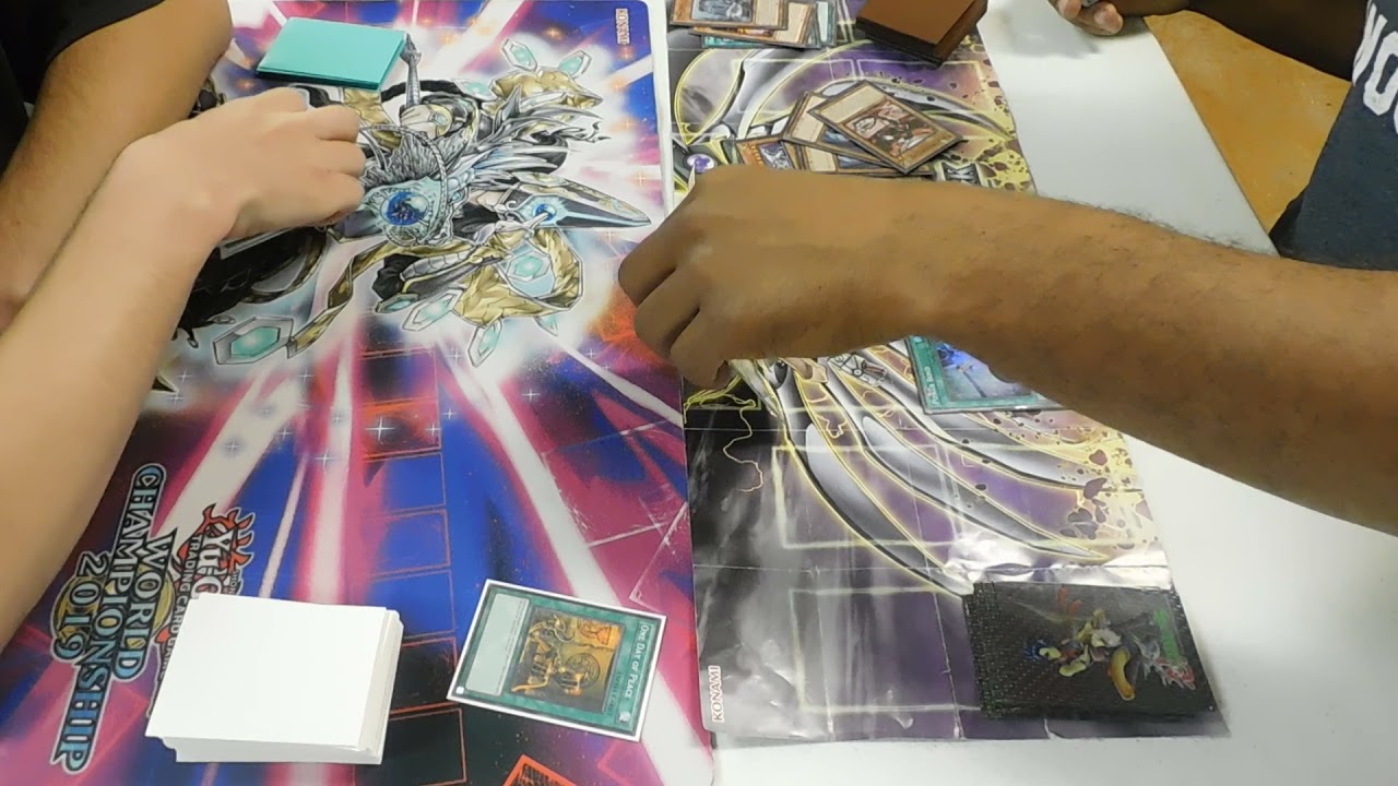 What a Yugioh Duel? Round 2 Not Complete Deck VS Cyber Dragon December 2021