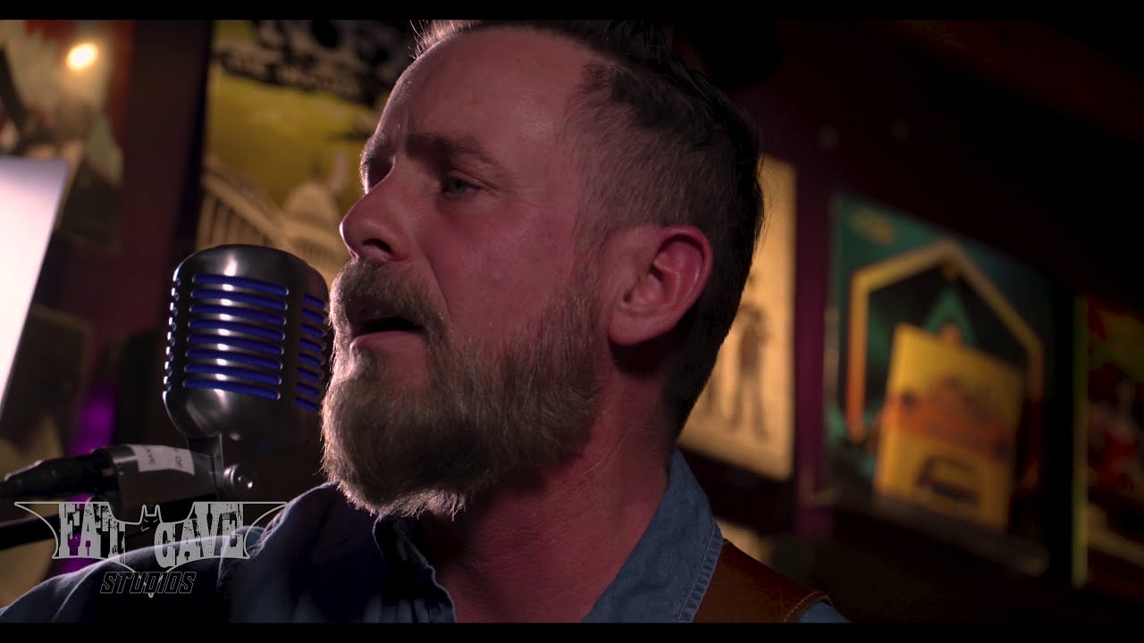 Outside The Lines - Lance Rogers [Fat Cave Sessions]