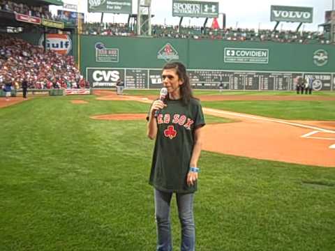 Tori Ackley sings national anthem at the Red Sox G...