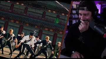 Director Reacts - Stray Kids - 