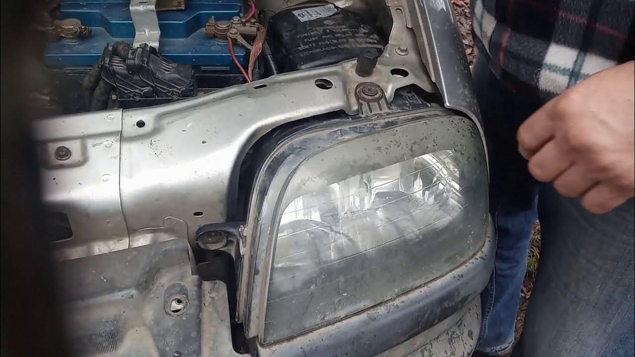 Как снять фару на альбеа Снятие фары и замена лампочки ближнего света фиат добло 223 кузов. - YouTube