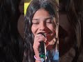 Giorgia rende omaggio a Mango con una straordinaria esibizione di “Oro” a #TheVoiceKidsIt. 🎤