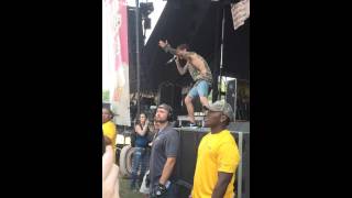 Breathe Carolina - Savages live 2014