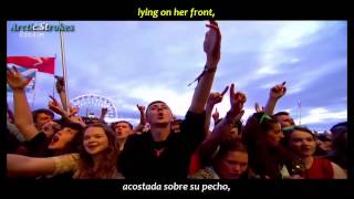 Arctic Monkeys - She's thunderstorms (inglés y español)