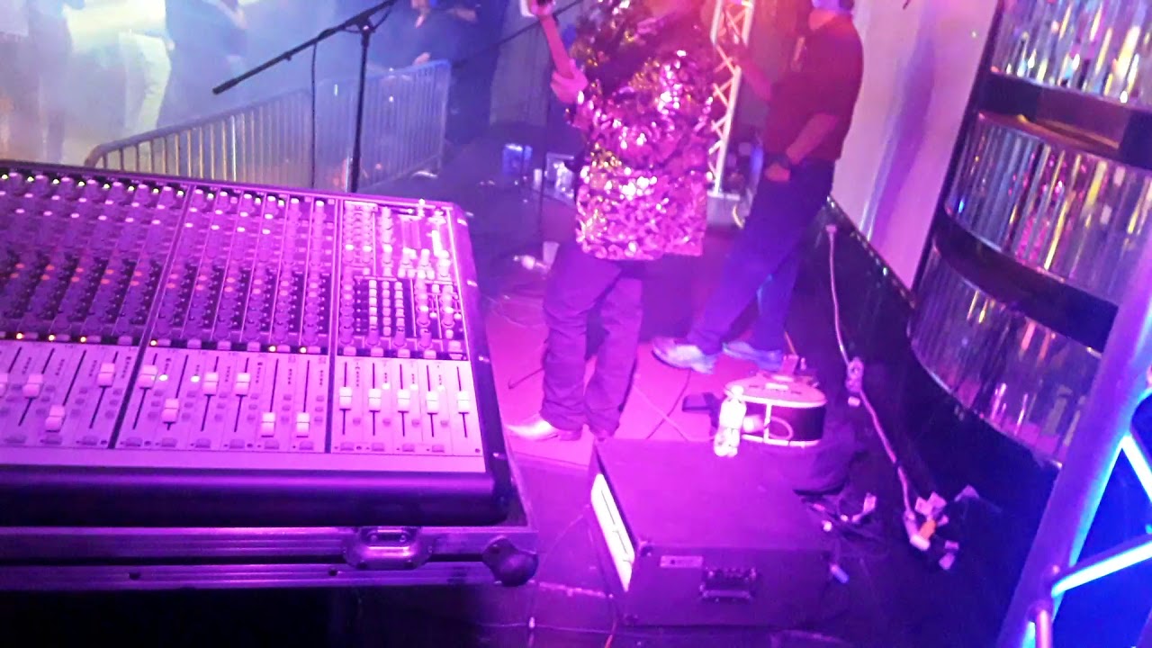 Los IMPERIALES DE LA SIERRA en Vivo desde Las Congas Bar y Grill de