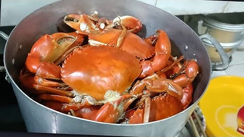 ăn cua cà mau hấp coca và cua rang me cùng gia đình