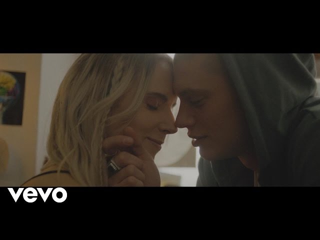 Snakehips & MØ - Don't Leave