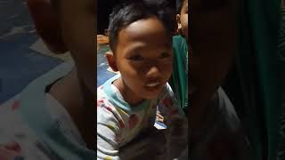 Cerita Berantai Di Pinggir Pantai