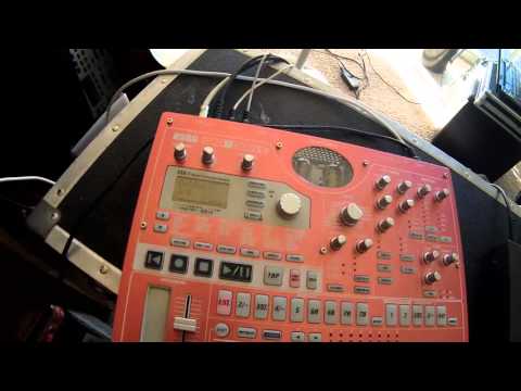Sidechain Compression demo w/ Korg Electribe Sampler and ESX