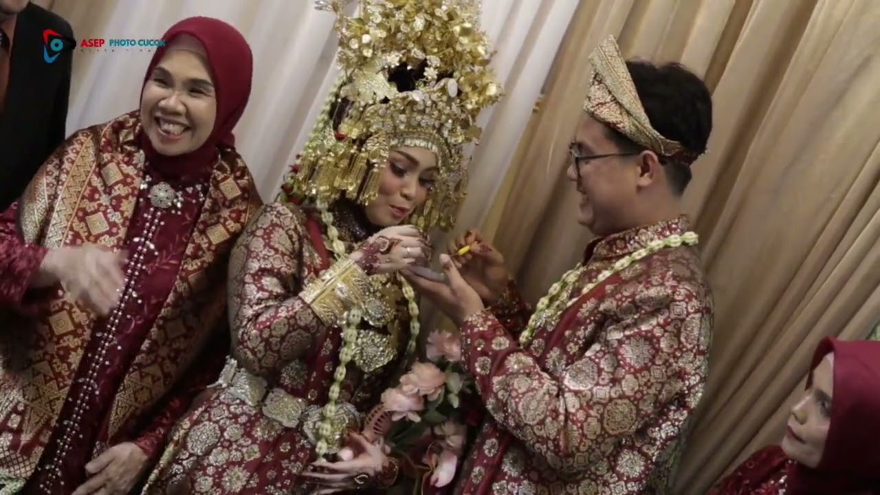 nikahan ayu dan widi ( resepsi )