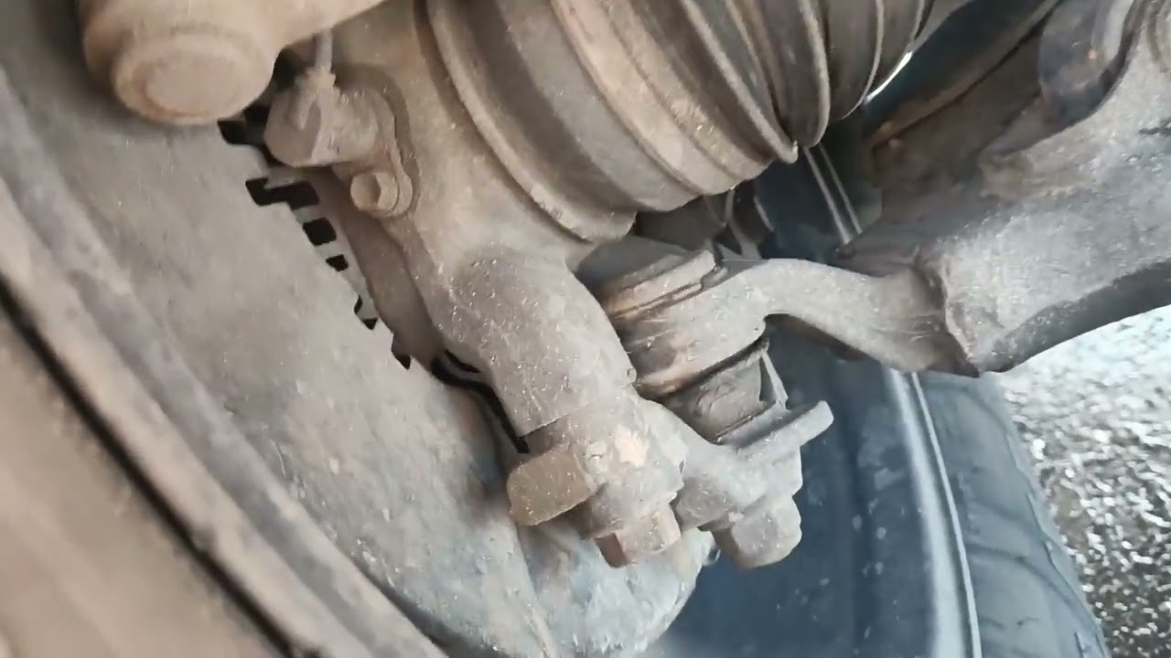 hilux 2013 a 2015 fazendo barulho do ABS ao frear devagar