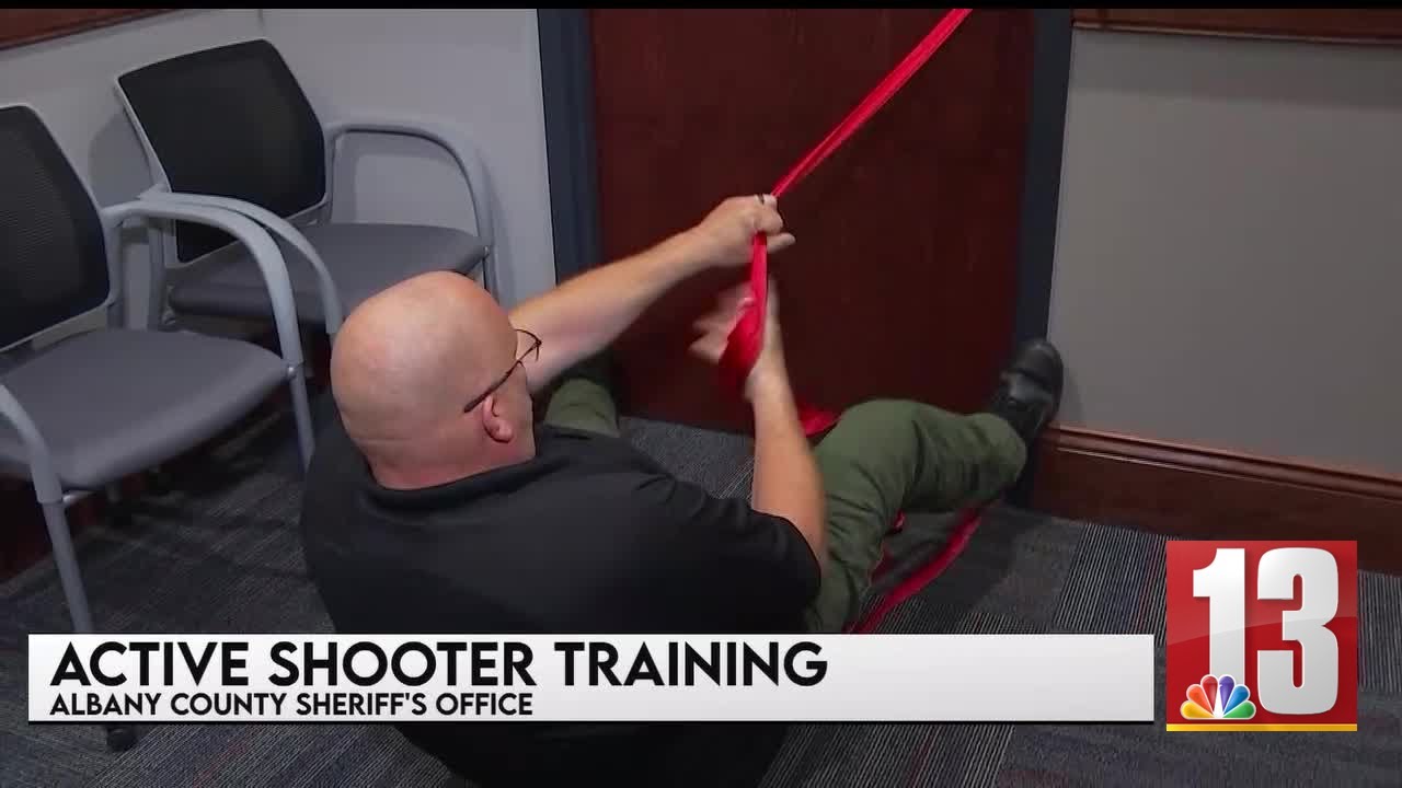 How to protect yourself from an active shooter - YouTube