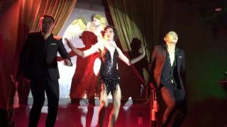 ... Em Không Cần Anh With Miss Roses ...