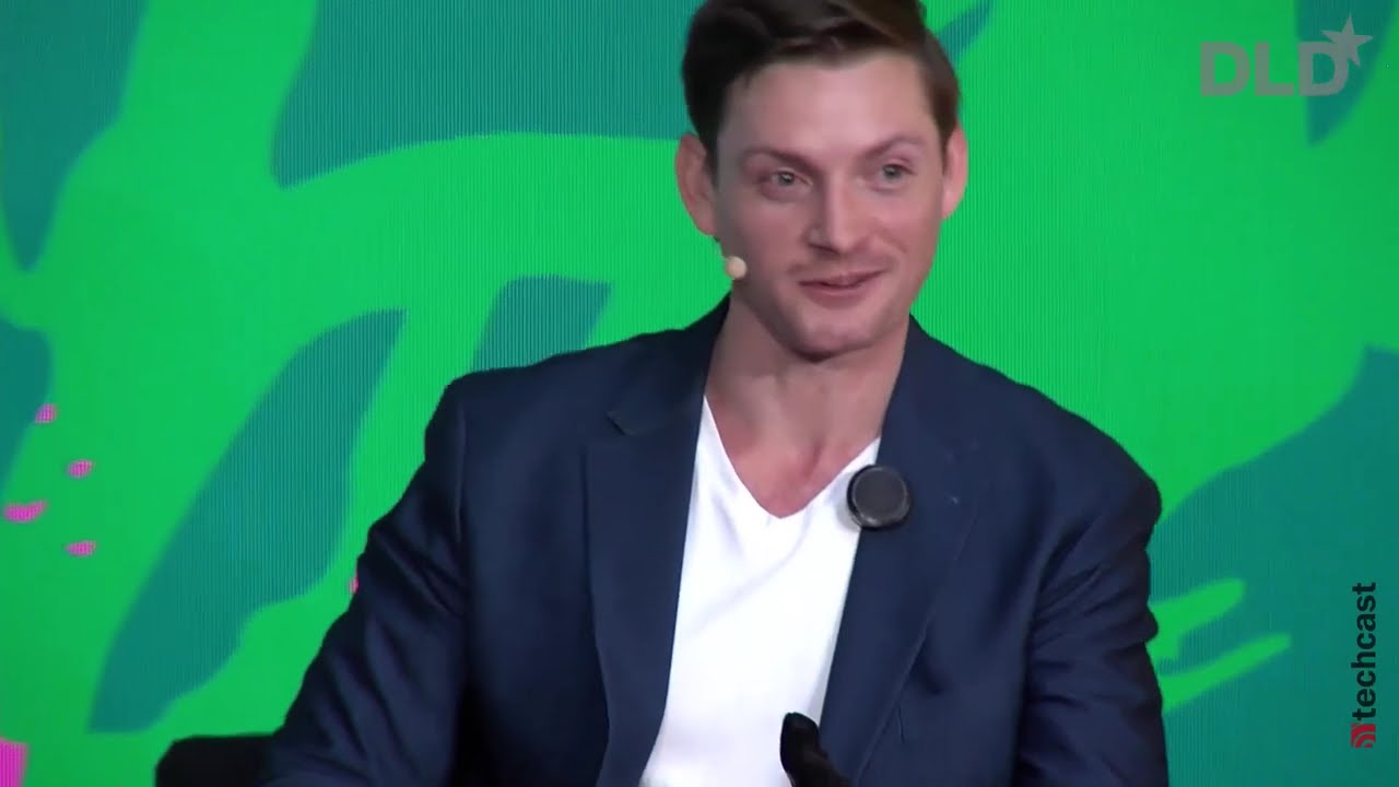 Start-up & Industry Collaboration: The Future Symbiosis of Robotics & Prosthetics | DLD26