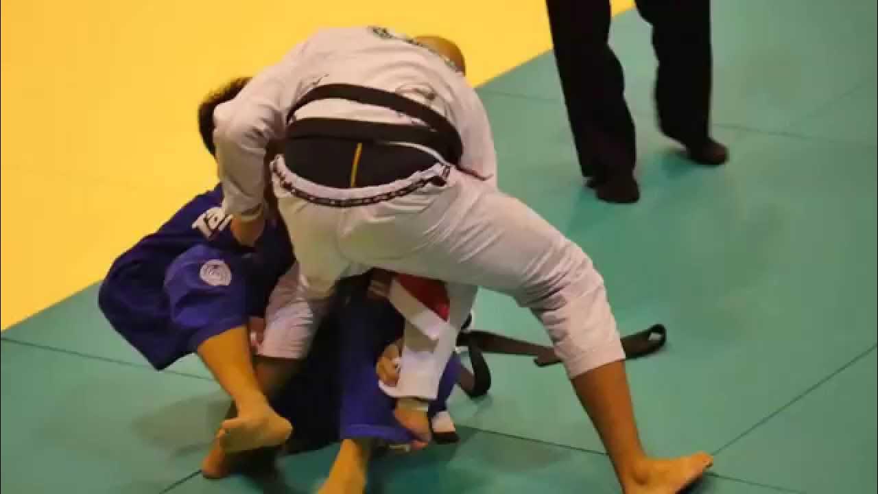 IBJJF Asian Open, Black Heavy, Howon Jung(정호원) vs. Vitor Toledo YouTube