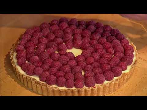 Video: „Malinový“koláč S Mätou