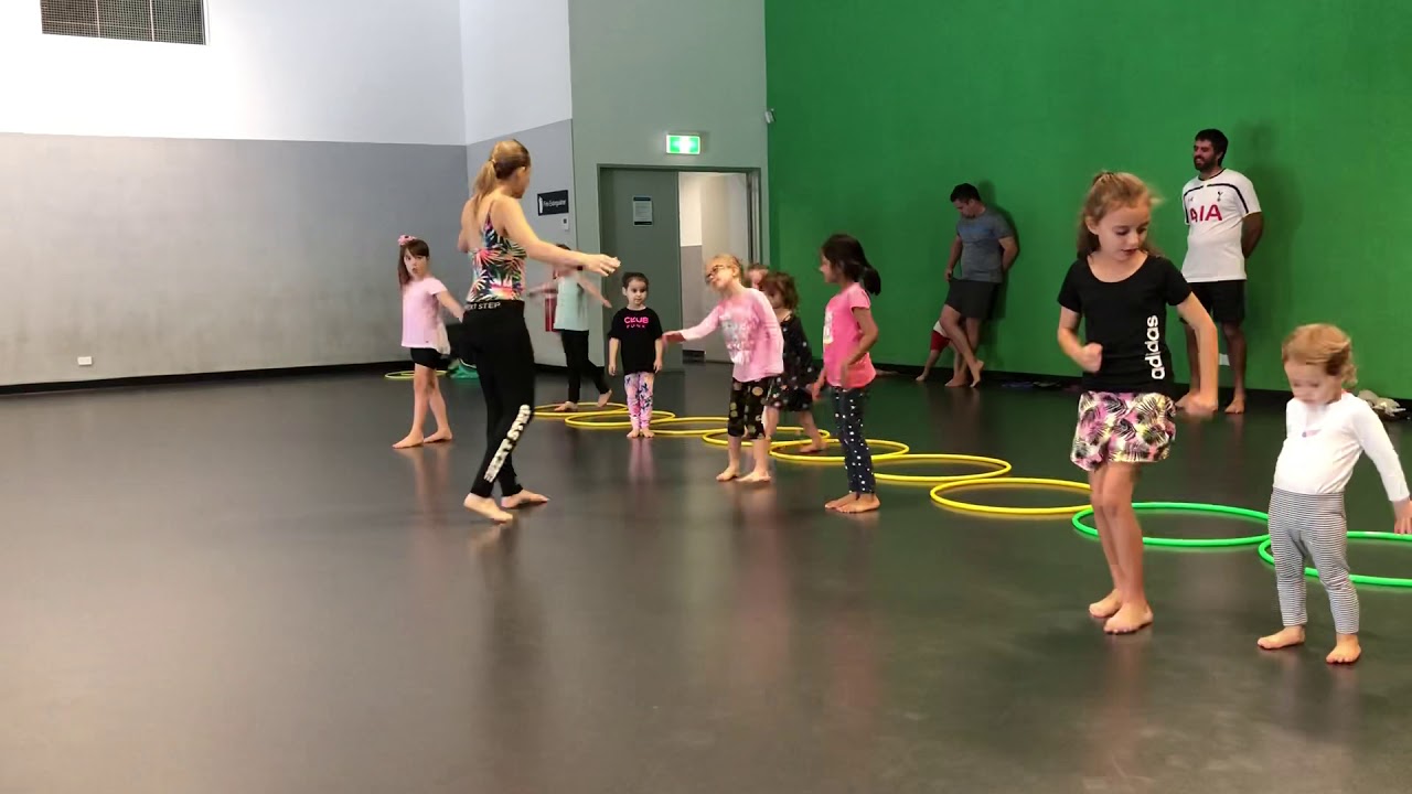 How to leap Introduction to Gymnastics for Kids YouTube