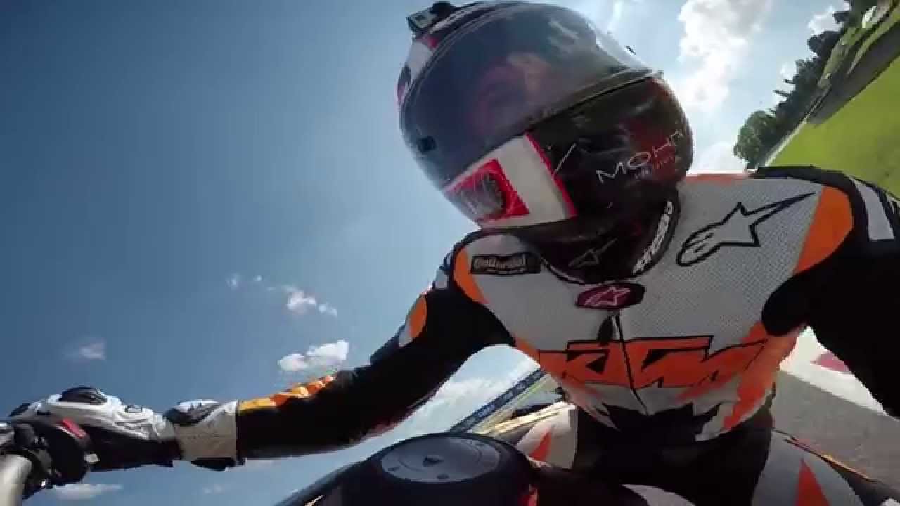 KTM 1290 SUPER DUKE R meets MotoGP in Mugello 2015