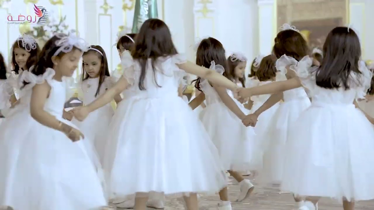 فقرة بنات /  نشيد الوطن ، الحفل الختامي ، روضة وابتدائية طيور المجد الأهلية ، 1444 هـ