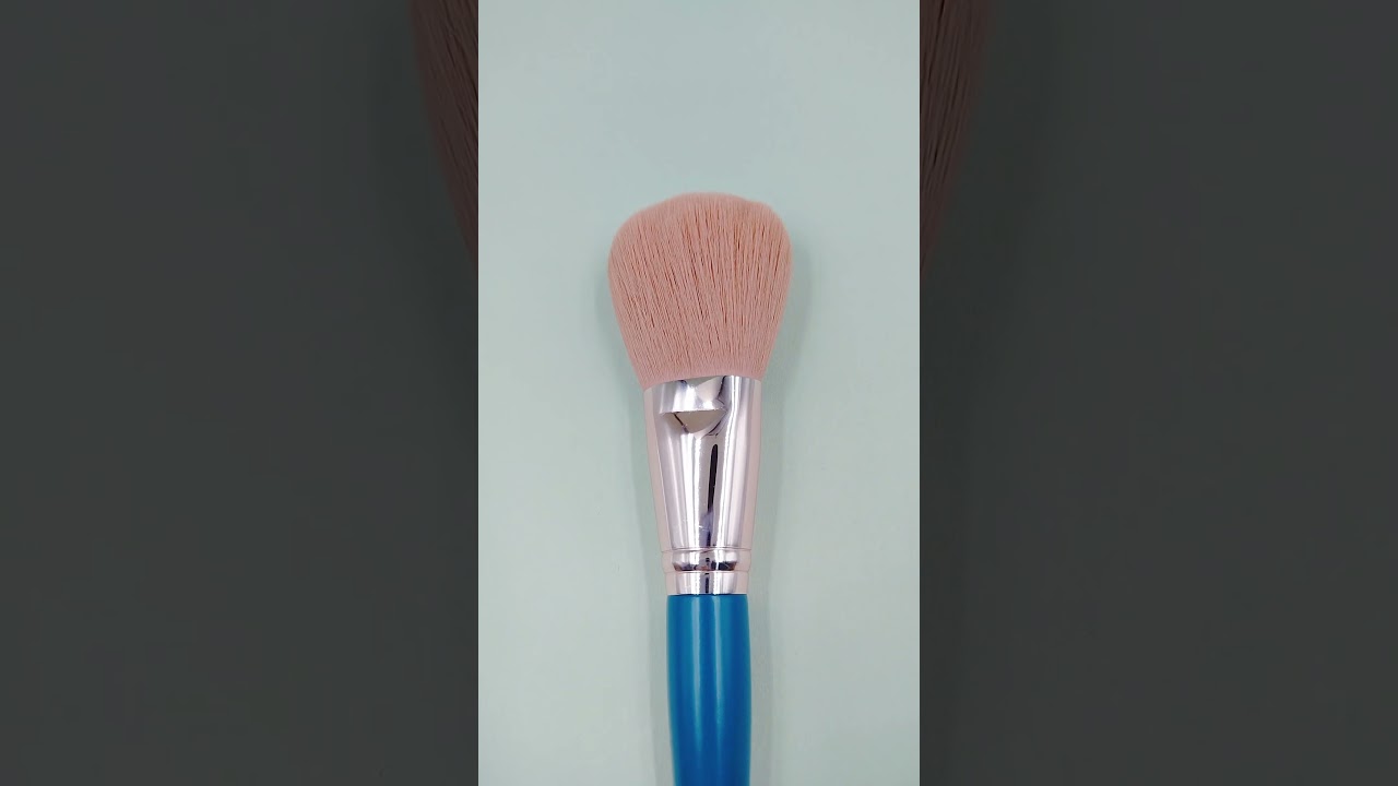 Large Powder Brush Synthetic Hair Made by Vertical Makeup