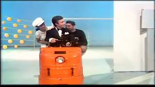 Wencke Myhre - Er steht im Tor (Peter Alexander präsentiert Spezialitäten 1969)