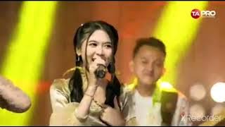 MADU MERAH _ Ochi Alvira Ft Syahiba Saufa ( officialmusik )