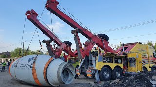 картинка: ГРУЖЕНЫЙ МИКСЕР ПОД ПРОВОДАМИ - Подъем миксера массой 45 тонн
