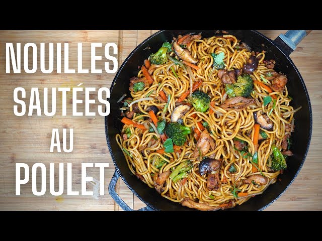 Nouilles sautées au poulet et aux légumes