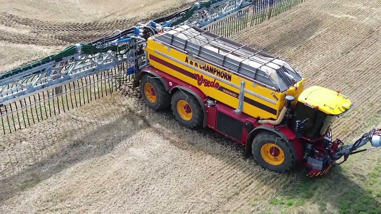 Harvest 2025 Digestate Spreading VREDO 32000 Z Briningham - Melton Constable - Norfolk