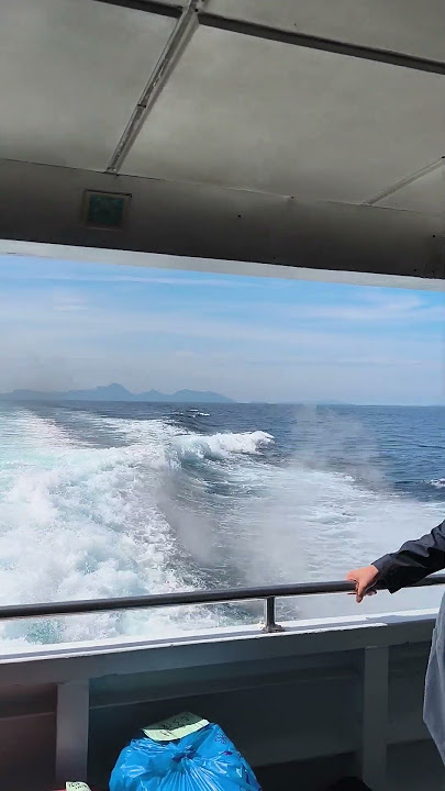 Story wa naik kapal laut