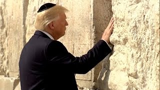 Trump Menjadi Presiden AS Pertama yang Mengunjungi Tembok Ratapan