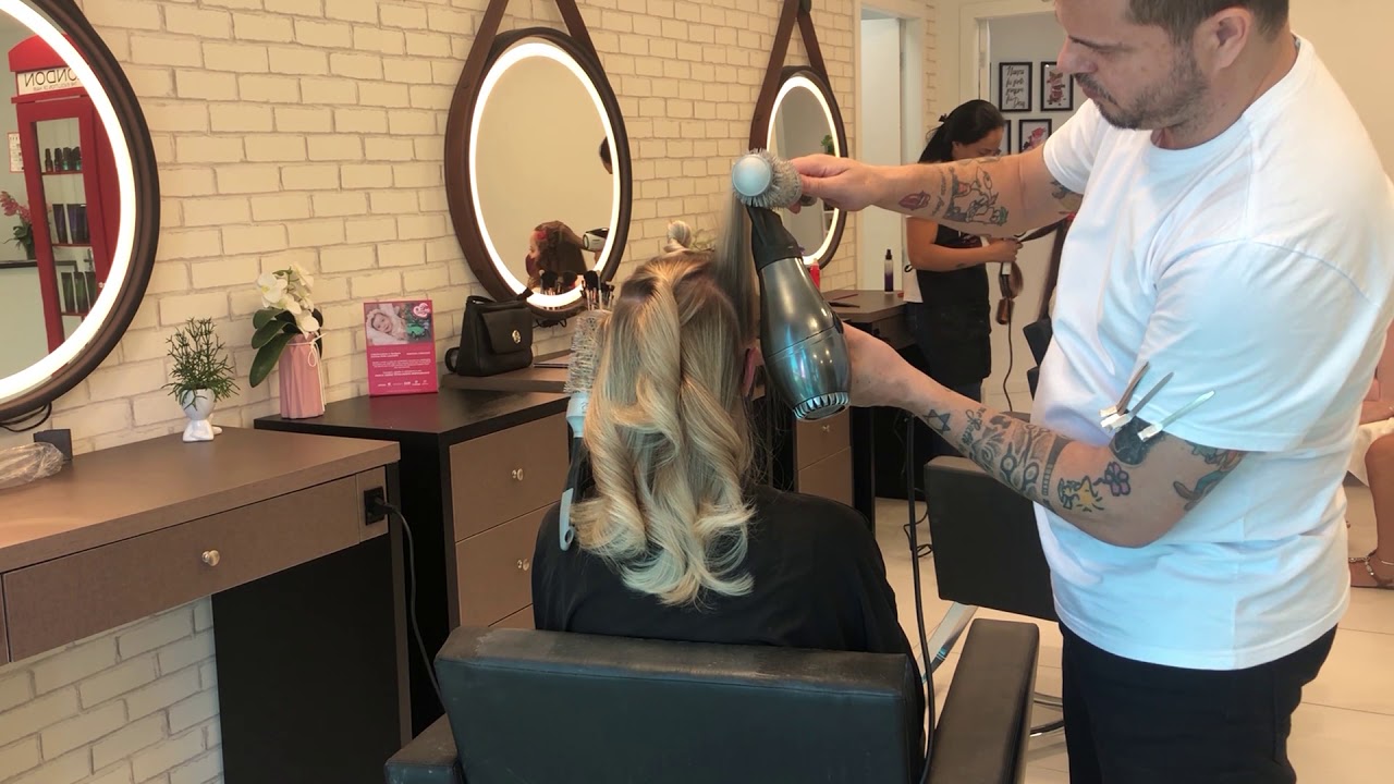 Como fazer uma escova modelada