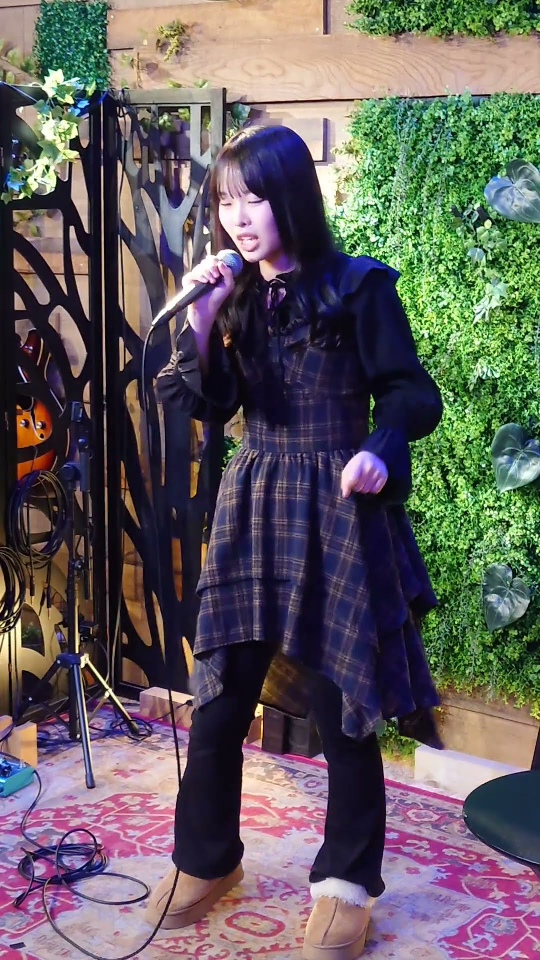 山ちゃん - YouTube