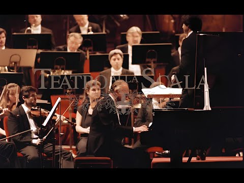 L. V. Beethoven: Concerto op. 73 Pollini - Filarmonica della Scala - Muti