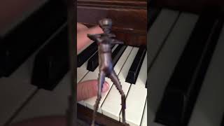 Howard The Alien Piano Edition